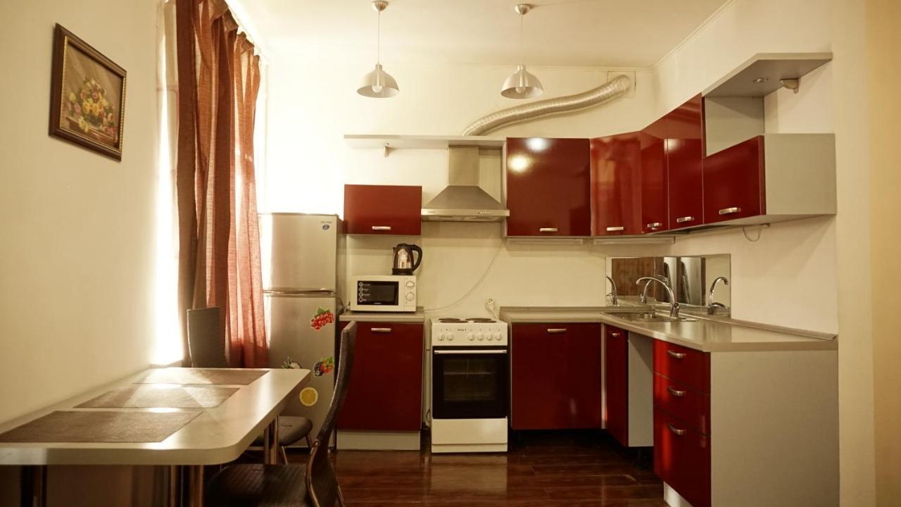 Doba In Ua Centre Apartments Дніпро Екстер'єр фото