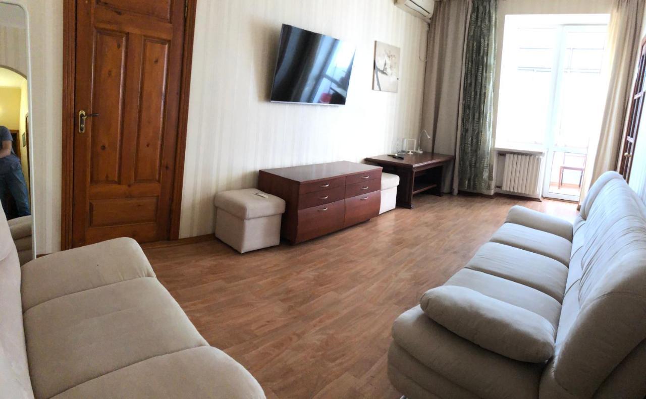 Doba In Ua Centre Apartments Дніпро Екстер'єр фото